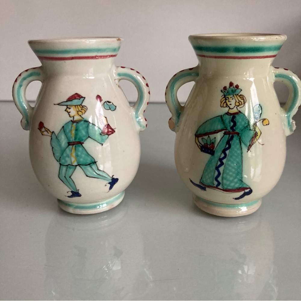 Italian Pottery Urns Set of 2